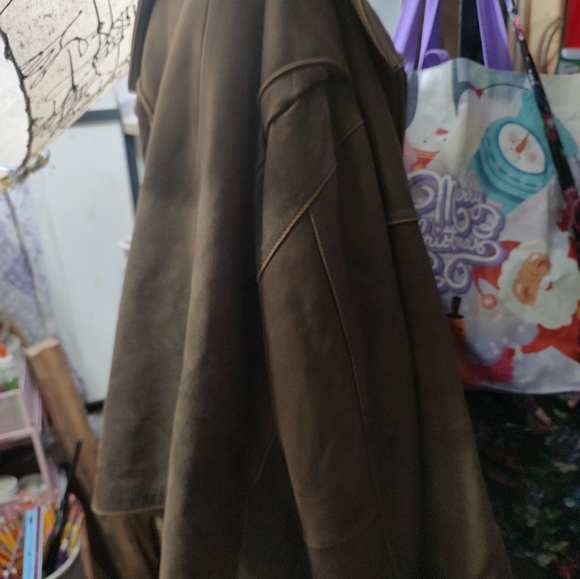 St. Johns Bay genuine leather jacket - Picture 9 of 9